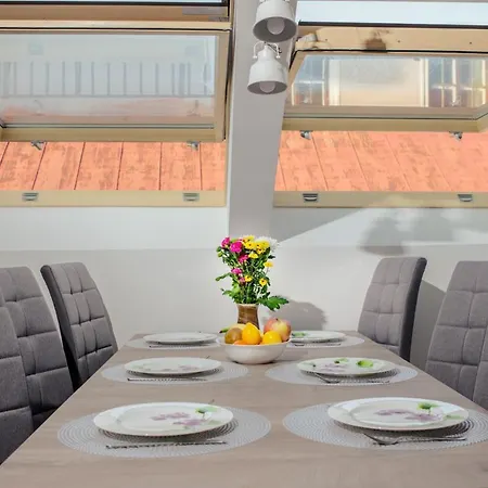 Apartment Apartament Jezuicka 2 *