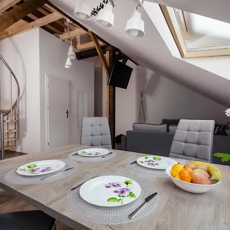 شقة Apartament Jezuicka 2 *
